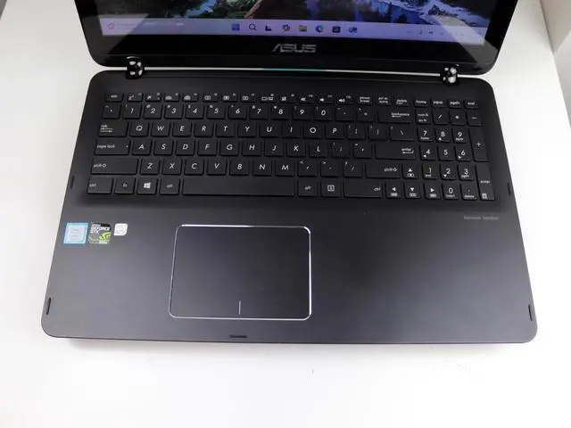 Alt view image 2 of 6 - ASUS - 2-in-1 15.6" Q534UX 4K Ultra HD Touch-Screen Laptop - Intel Core i7-7500u - 16GB Memory - 2TB HDD + 256GB SSD NVIDIA GeForce GTX 950M - Windows 11