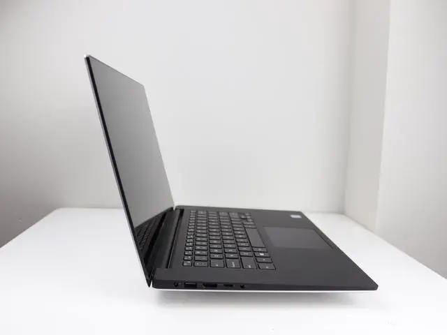 Alt view image 4 of 7 - Dell XPS 15 9570 Gaming Laptop (Intel i7-8750H 6-Core, 32GB RAM, 512GB SSD, 15.6" 4K (3840x2160), NVIDIA GTX 1050 Ti, Wifi, Bluetooth, Webcam, 2xUSB 3.1, Win 11)