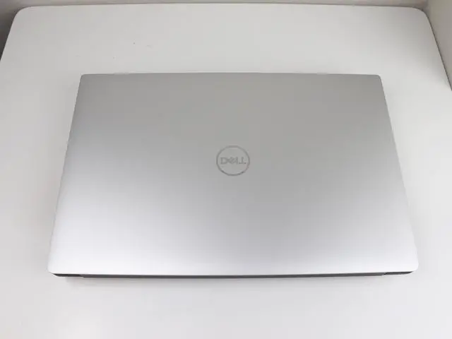 Alt view image 5 of 7 - Dell XPS 15 9570 Gaming Laptop (Intel i7-8750H 6-Core, 32GB RAM, 512GB SSD, 15.6" 4K (3840x2160), NVIDIA GTX 1050 Ti, Wifi, Bluetooth, Webcam, 2xUSB 3.1, Win 11)