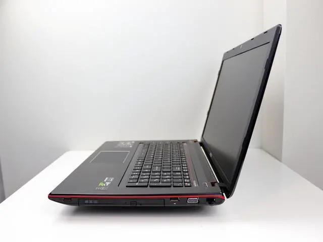 Alt view image 3 of 7 - MSI GE70 2PE Gaming Intel Core i7-4700HQ 2.4GHz, 12GB DDR3L, 256GB SSD + 1TB HDD, Full HD (1920x1080) NVIDIA GeForce GTX 860M, Windows 11