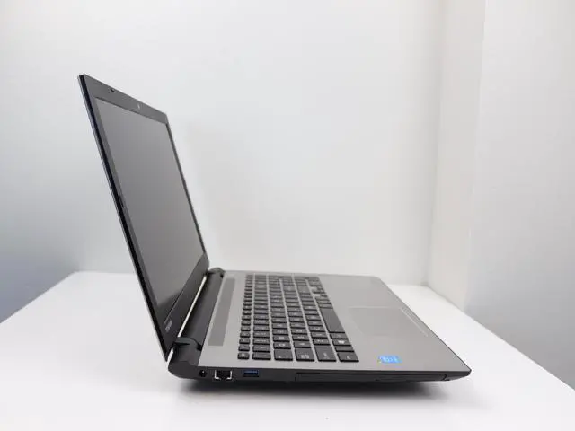 Alt view image 4 of 7 - Toshiba S55-C5274 15.6" Full HD Laptop Intel Core i7-5500U, 12GB DDR3L RAM, 512GB SSD, Windows 11