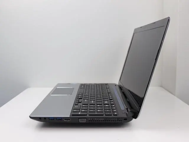 Alt view image 3 of 7 - Toshiba Satellite S55-A5359 15.6" Laptop Intel Core i7-4700HQ 8GB DDR3L RAM 512GB SSD Windows 11