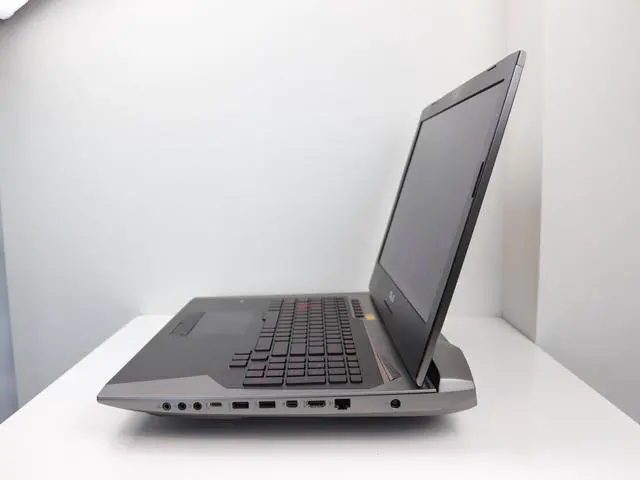 Alt view image 3 of 6 - ASUS ROG G752VY Premium 17.3'' Gaming Laptop PC ( Intel i7-6700HQ Quad Core, 24GB RAM, 1TB HDD + 512GB PCIe SSD, 17.3 Inch FHD (1920X1080), NVIDIA GeForce GTX 980M, Win 11)