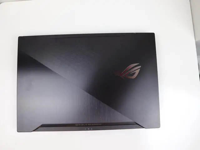 Alt view image 5 of 6 - ASUS ROG GU501GM 15.6" Gaming Laptop 8th Gen Intel Six-Core i7-8750H CPU 32GB RAM 512GB SSD NVIDIA GeForce GTX 1060 Windows 11 Home
