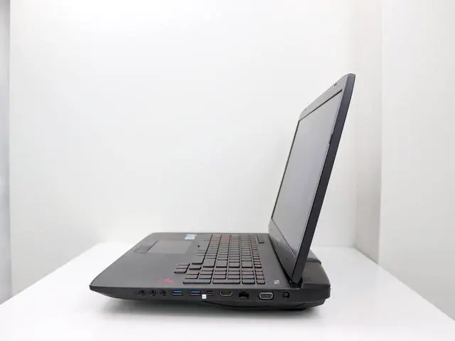 Alt view image 3 of 7 - ASUS ROG - 17.3" NVIDIA GeForce GTX 980M - Intel Core i7-4710HQ - 32GB Memory - 256 GB SSD + 1TB HDD - Blu-Ray - Windows 11 64-Bit Gaming Laptop - G751JY