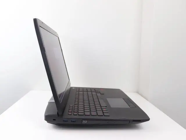 Alt view image 4 of 7 - ASUS ROG - 17.3" NVIDIA GeForce GTX 980M - Intel Core i7-4710HQ - 28GB Memory - 256 GB SSD + 1TB HDD - Blu-Ray - Windows 11 64-Bit Gaming Laptop - G751JY