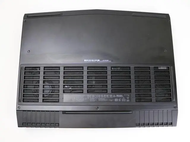 Alt view image 7 of 7 - Dell Alienware R4 15.6" Gaming Laptop 8th Gen Intel Hexa-core i7-8750H 32GB DDR4 RAM 256GB SSD + 1TB HDD NVIDIA GeForce GTX 1070 8GB GDDR5 Windows 11