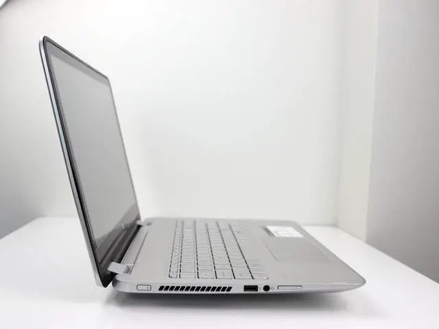 Alt view image 4 of 6 - HP Envy 15-u TOUCH x360 Laptop Intel Core i7-6500U, 12GB RAM, 512GB SSD, Full HD (1920x1080), Windows 11