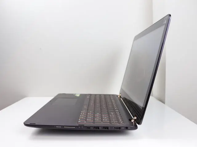 Alt view image 3 of 6 - ASUS Q524UA 2-in-1 15.6" Touch-Screen Laptop - Intel Core i7-6500U - 16GB Memory - NVIDIA GeForce 940MX - 256GB Solid State Drive + 2TB HDD - Gaming Notebook Tablet PC - Windows 11