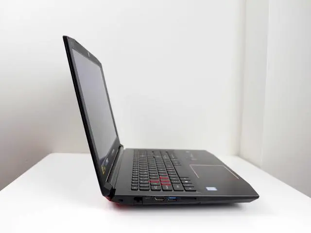 Alt view image 4 of 7 - Acer America Predator Helios 300 PH315-51 15.6" Full HD 144 Hz IPS Intel Six-Core i7-8750H 6GB NVIDIA GeForce GTX 1060 16GB Memory 512GB SSD Windows 11 Gaming Laptop