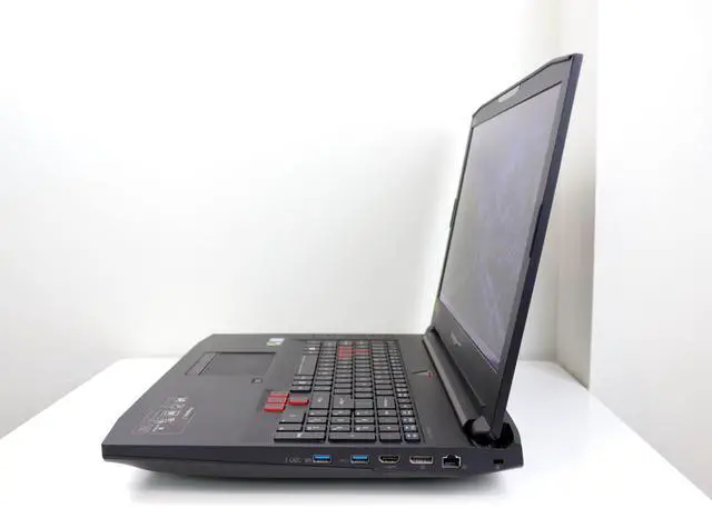 Alt view image 3 of 7 - Acer America Predator 17 - 17.3" Full HD - Intel Core i7-6700HQ - 6GB GeForce GTX 1060 - 16GB Memory - 256GB SSD + 1TB HDD - Windows 11 Home 64-Bit