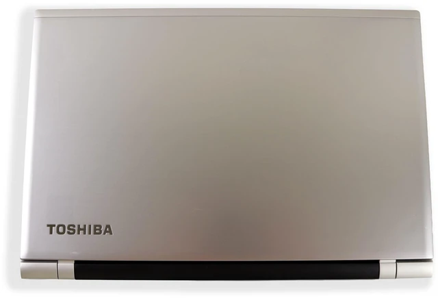 Alt view image 5 of 6 - Toshiba S55t-C 15.6 4K Touchscreen Laptop Intel Core i7-6700HQ 16GB DDR3L 256GB SSD NVIDIA GTX 950M
