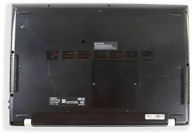 Alt view image 6 of 6 - Toshiba S55t-C 15.6 4K Touchscreen Laptop Intel Core i7-6700HQ 16GB DDR3L 256GB SSD NVIDIA GTX 950M