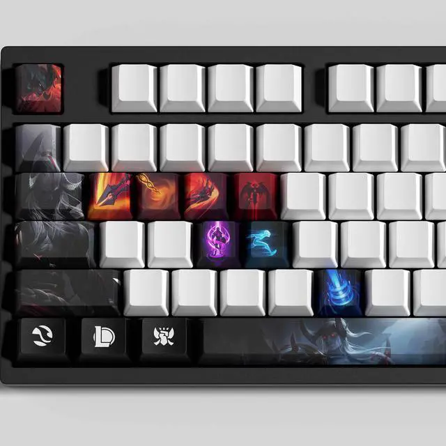 Alt view image 4 of 5 - League of Legends keycap Aatrox PBT heat-sublimation keycaps 30key OEM Height