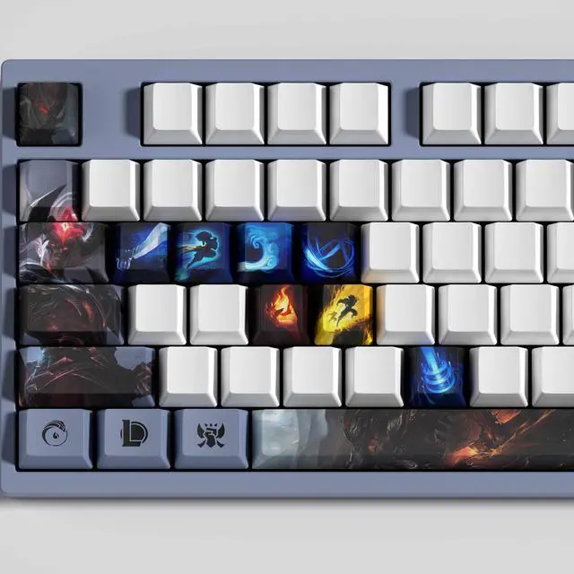 Alt view image 4 of 5 - League of Legends keycap Yasuo PBT heat-sublimation keycaps 30key OEM Height