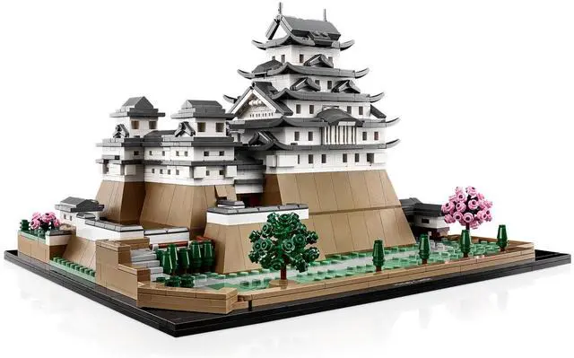 Alt view image 3 of 5 - international version Architecture Series 21060 Himeji Castle Number of parts 2125 Suitable for age 18+ toy building blocks