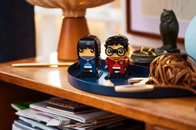 Alt view image 5 of 5 - international version BrickHeadz Series 40616 Harry Potter & Cho Chang Number of parts 267 Suitable for age 10+ toy building blocks
