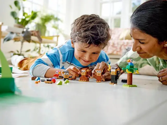 Alt view image 5 of 7 - international version Classic Series 11031 Creative Monkey Fun Number of parts 135 Suitable for age 5+ toy building blocks