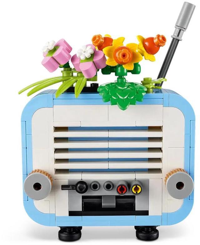 Alt view image 4 of 7 - international version Creator Series 31172 Record Player with Flowers Number of parts 366 Suitable for age 8+ toy building blocks