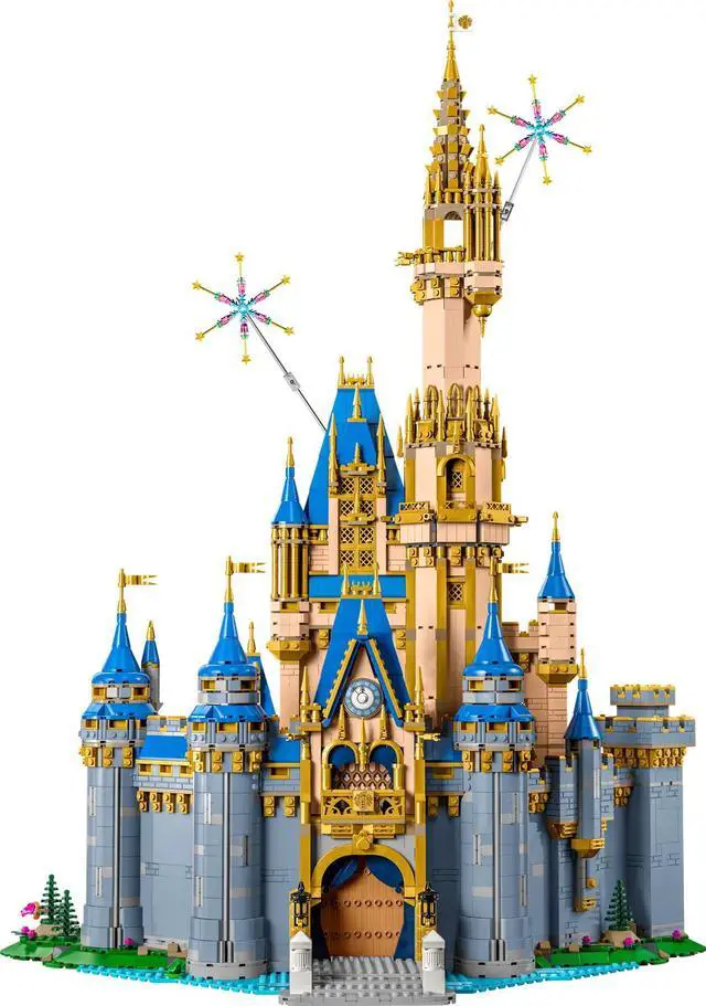 Alt view image 3 of 5 - international version Disney Series 43222 Disney Castle Number of parts 4837 Suitable for age 18+ toy building blocks