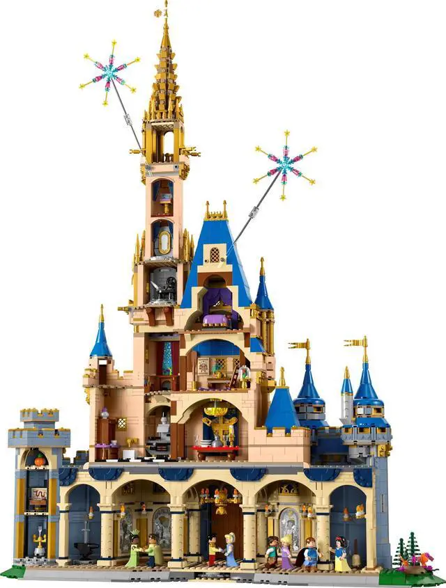 Alt view image 4 of 5 - international version Disney Series 43222 Disney Castle Number of parts 4837 Suitable for age 18+ toy building blocks