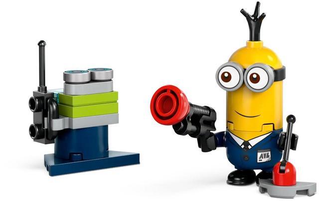 Alt view image 5 of 5 - international version Despicable Me and Minion toys Series 75580 Minions and Banana Car Number of parts 136 Suitable for age 6+ toy building blocks