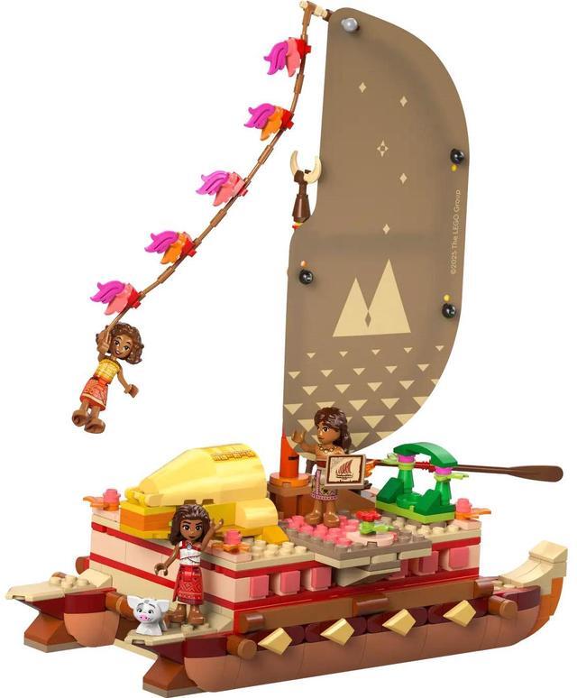 Main image of international version Disney Series 43270 Moana's Adventure Canoe Number of parts 529 Suitable for age 6+ toy building blocks
