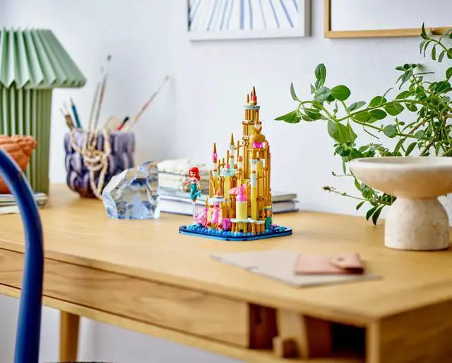 Alt view image 5 of 5 - international version Disney Series 40708 Mini Disney Ariel's Castle Number of parts 557 Suitable for age 12+ toy building blocks