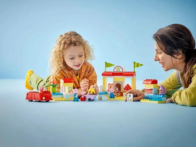 Alt view image 5 of 5 - international version duplo Series 10434 Peppa Pig Supermarket Number of parts 70 Suitable for age 2+ toy building blocks