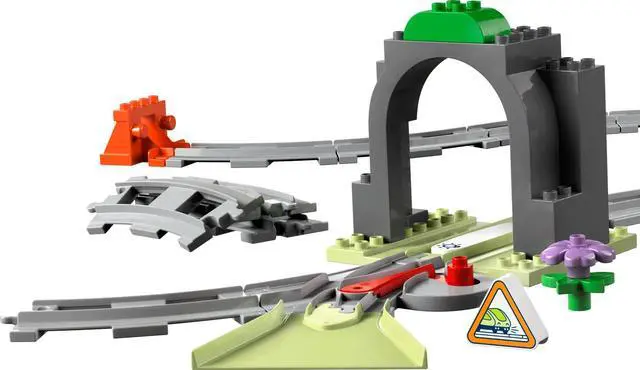 Main image of international version duplo Series 10425 Train Tunnel and Tracks Expansion Set Number of parts 20 Suitable for age 2+ toy building blocks