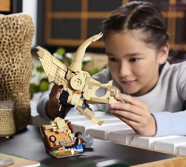 Alt view image 5 of 5 - international version jurassic world Series 76969 Dinosaur Fossils: Triceratops Skull Number of parts 468 Suitable for age 9+ toy building blocks