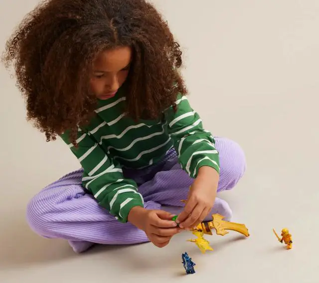 Alt view image 5 of 5 - international version ninjago Series 71803 Arin's Rising Dragon Strike Number of parts 27 Suitable for age 6+ toy building blocks