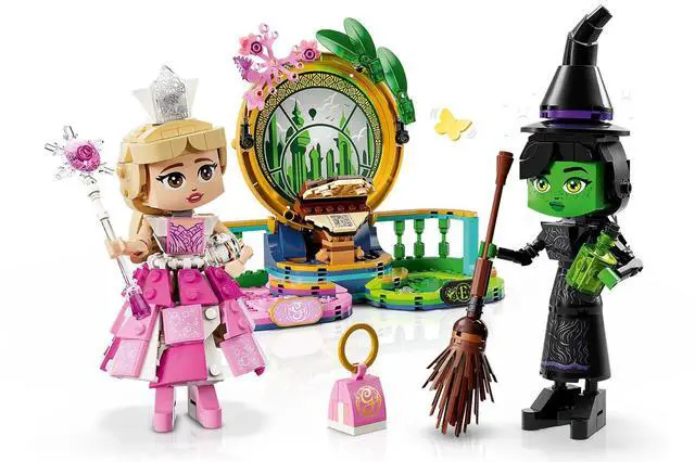 Alt view image 3 of 5 - international version WICKED Series 75682 Elphaba & Glinda Figures Number of parts 558 Suitable for age 10+ toy building blocks