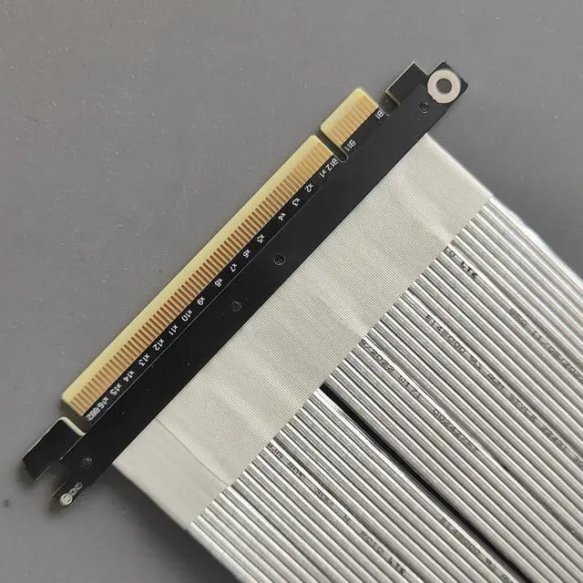 Alt view image 5 of 6 - PCIe 4.0 X16 Riser Cable High Speed PCI-e Gen4 Wire for GPU AI Server Vertical ATX Gaming RTX4090 RX6900XT X570 B550 Extension(K33SH-SI)(15CM)