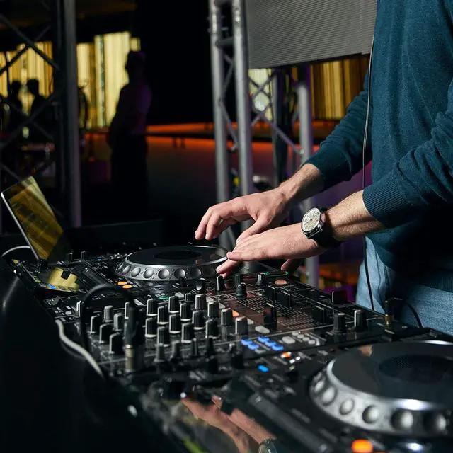 Alt view image 6 of 6 - 12-Gauge AWG JAVEX Speaker Wire OFC Oxygen-Free Copper 99.9% Cable for Hi-Fi Systems, Mixer, Amplifiers, AV receivers, Home Theater, Subwoofer, Soundbar, 100 FT