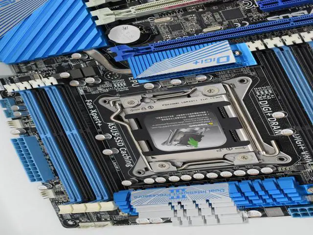 Alt view image 7 of 7 - ASUS P9X79 DELUXE LGA 2011 Intel X79 SATA 6Gb/s USB 3.0 ATX Intel Motherboard with UEFI BIOS
