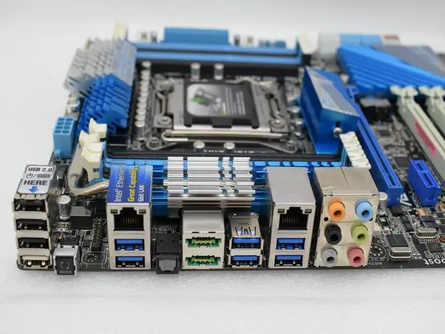 Alt view image 3 of 7 - ASUS P9X79 DELUXE LGA 2011 Intel X79 SATA 6Gb/s USB 3.0 ATX Intel Motherboard with UEFI BIOS