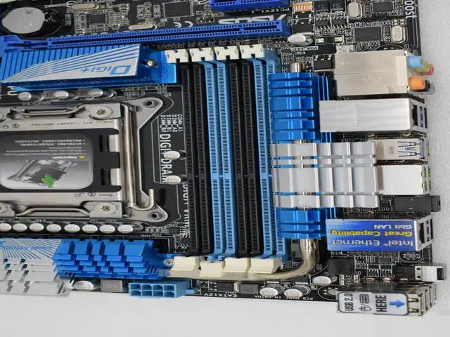 Alt view image 4 of 7 - ASUS P9X79 DELUXE LGA 2011 Intel X79 SATA 6Gb/s USB 3.0 ATX Intel Motherboard with UEFI BIOS
