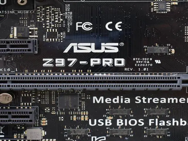 Alt view image 7 of 7 - ASUS Z97-PRO LGA 1150 Intel Z97 HDMI SATA 6Gb/s USB 3.0 ATX Intel Motherboard Certified Refurbished