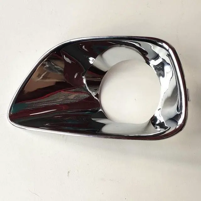 Alt view image 3 of 5 - Yingshan Fog Light Trim Set For 2011-2013 Jeep Grand Cherokee Left & Right Chrome 2Pc