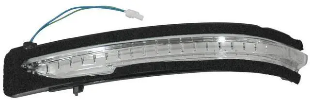 Main image of Yingshan Left Side Mirror Turn Signal Light 26165-4Cl0B For Nissan Murano 2015-2018