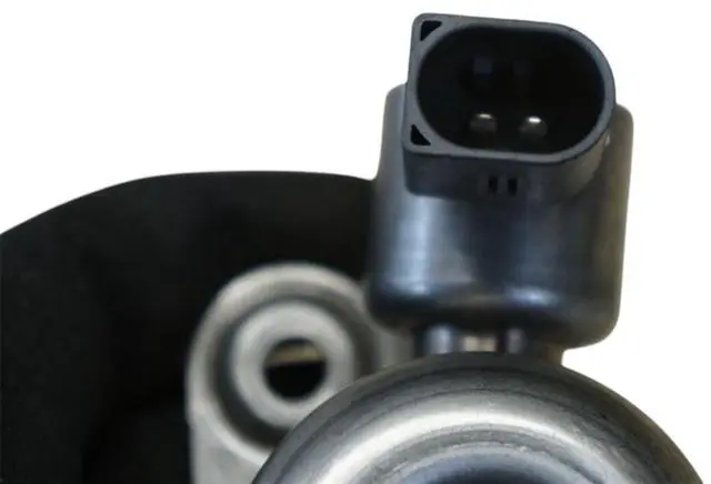 Alt view image 4 of 5 - Yingshan A1770700401 High Pressure Fuel Pump For Mercedes Benz C63 Glc63 S Amg G550 4.0L