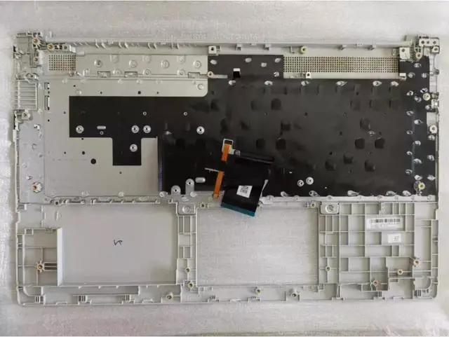 Alt view image 2 of 2 - Palmrest Backlit Top Case US Keyboard No-FP Hole for HP 17-CP 17-CN N39375-001