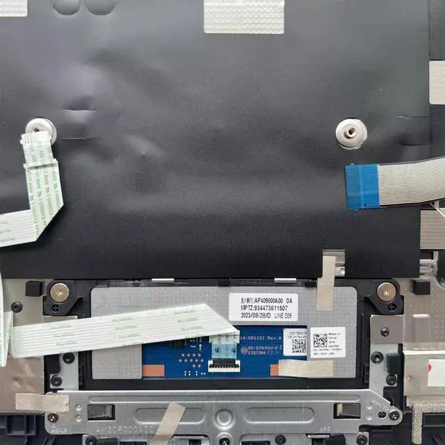 Alt view image 2 of 3 - For Latitude 11 3140 2-in-1 Palmrest US Keyboard Touchpad 04TGRH Top Case