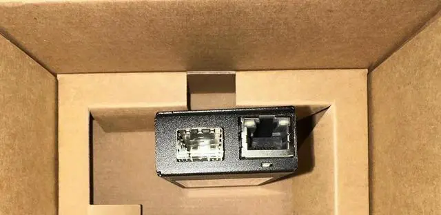 Alt view image 11 of 14 - Transition Networks M/GE-PSW-SFP-01-NA Mini 10/100/1000 Bridging Media Converter