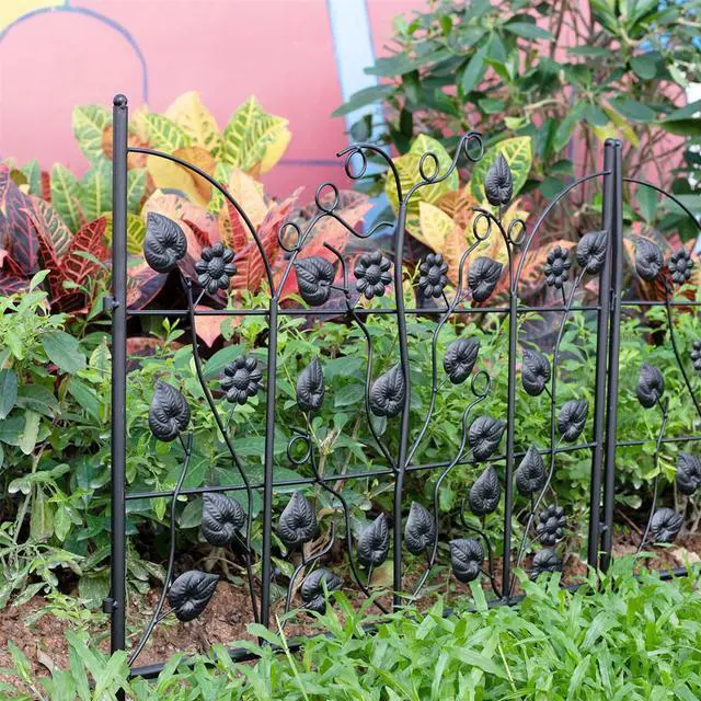 Alt view image 5 of 7 - 5X Decorative Garden Fence Panel Rustproof Wire Metal Border Edging Dog Barrier