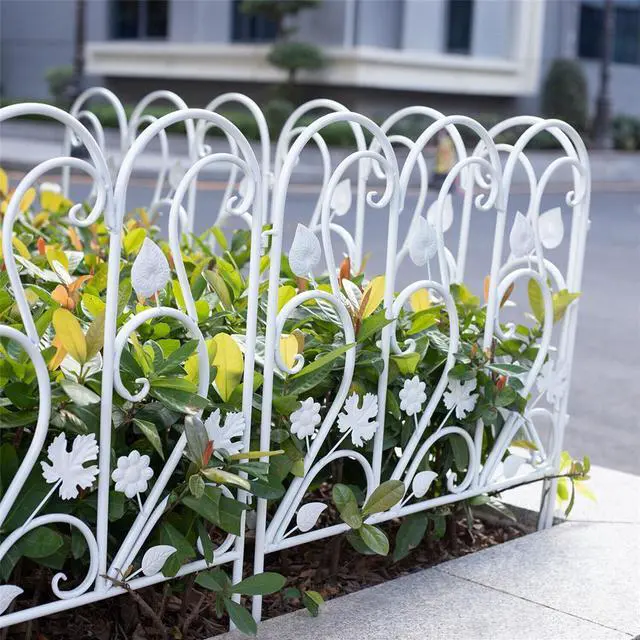 Alt view image 2 of 7 - 5X White Decorative Garden Fence Panel Rustproof Wire Metal Border Edging Dog Barrier