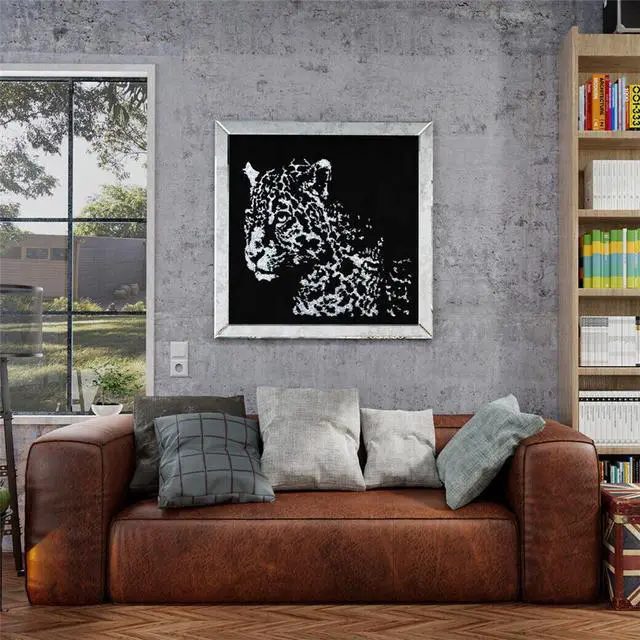 Main image of 3D Diamond Leopard Pattern Wall Art Crystal Mirror Glass Hanging Mirror Art Painting Decor