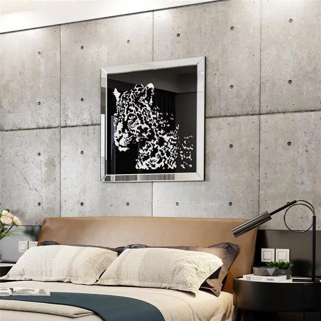Main image of 3D Diamond Leopard Pattern Wall Art Crystal Mirror Glass Hanging Mirror Art Painting Decor 40 cm