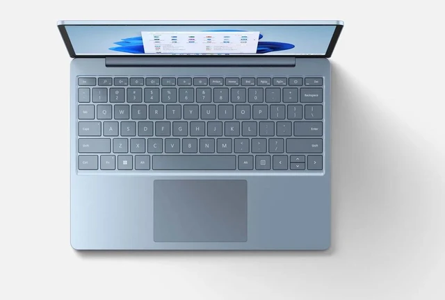 Main image of Microsoft Surface Laptop Go - 12.4" Touchscreen - Intel Core i5-16GB Memory -256